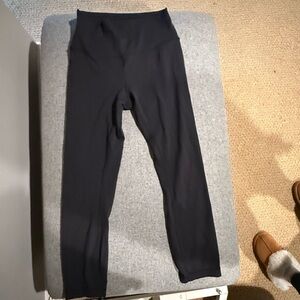 Lululemon Wunder Train High Rise Crop 23”